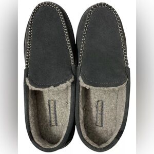 Eddie Bauer Men’s Loudon Suede Memory Foam- Size M (8-9), Charcoal, NWT